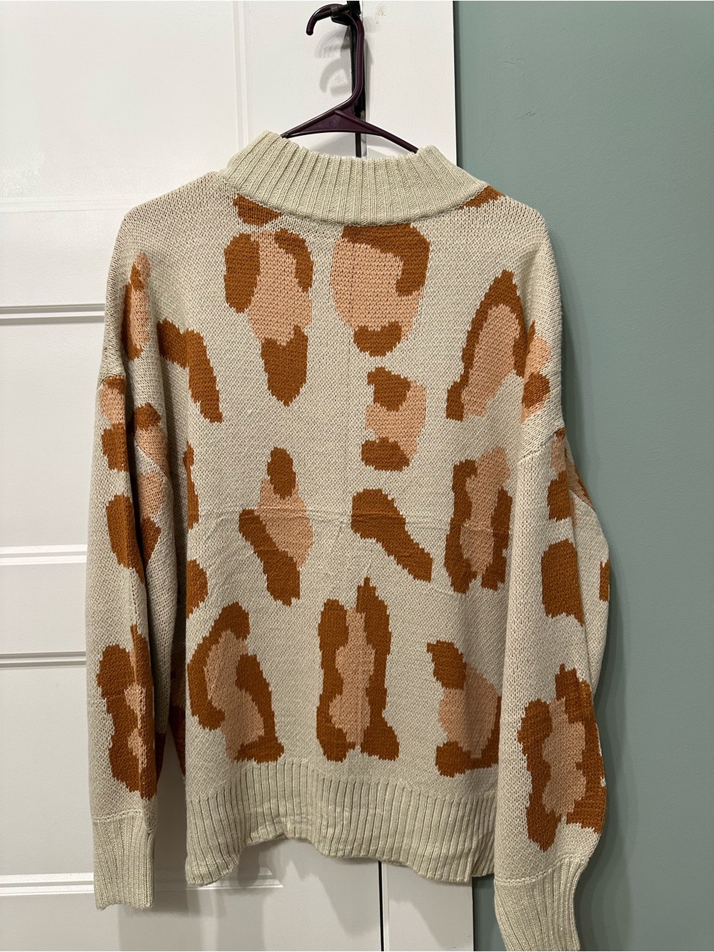 belk Cream Leopard Print Turtleneck Sweater with Tan & Brown Spots